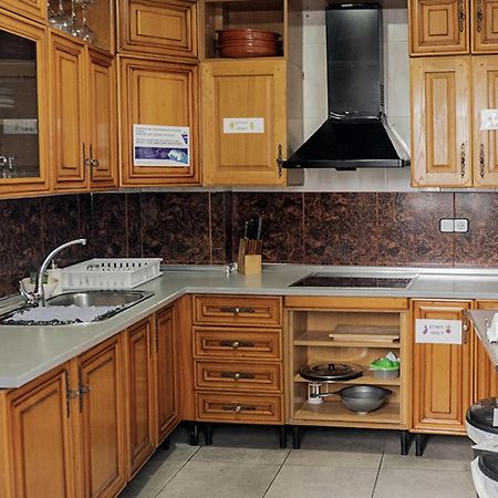 Hostel Triana Backpackers Seville Exterior photo